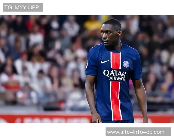 穆阿尼对曼联比赛中下巴受伤伤情暂无大碍无需过度担忧