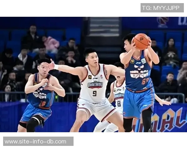 曾繁日状态低迷4投0中仅得1分3篮板4助攻1盖帽犯规满离场表现令人失望